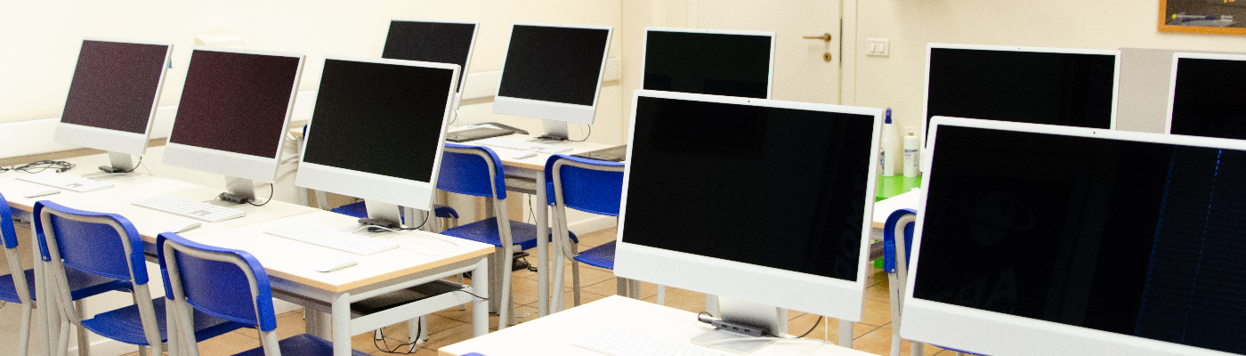 Aula Scuola Comics sede di Padova        corso Colorazione digitale