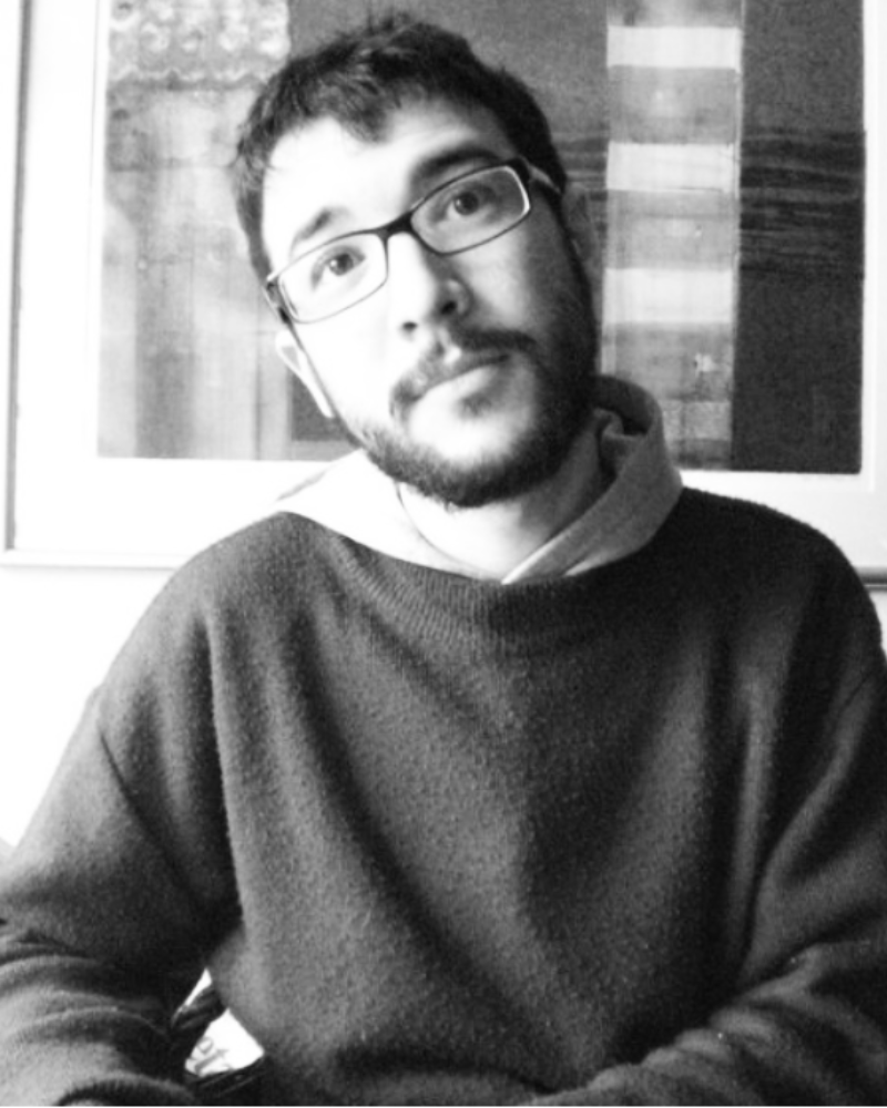 Foto del docente Leonardo Ken Usami