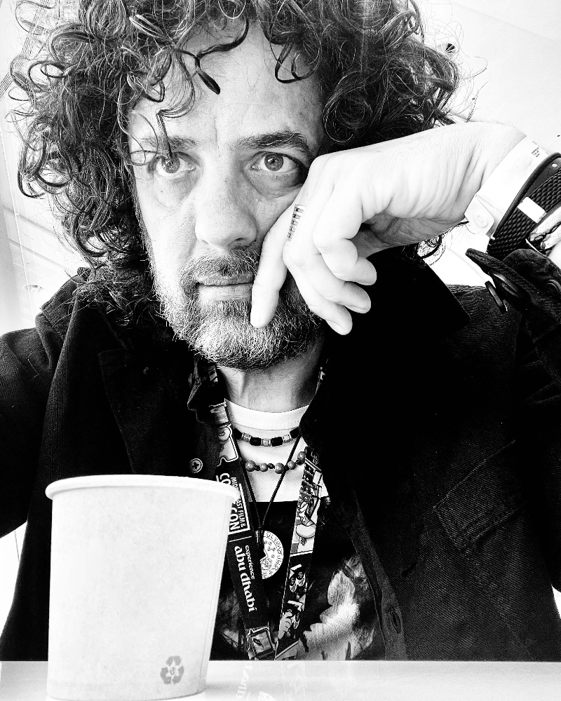 Docente di Comics Artist, Illustratore, Concept Artist, Visualizer della Scuola Comics: DAF .